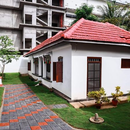Bobbys Corner Apartment Alappuzha Exterior foto